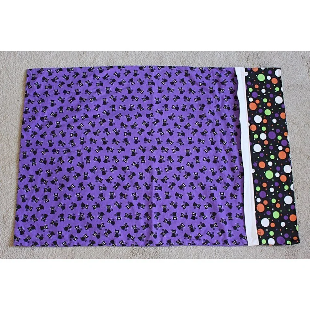 Scary Halloween Pillowcase - Black Cats with Purple Background